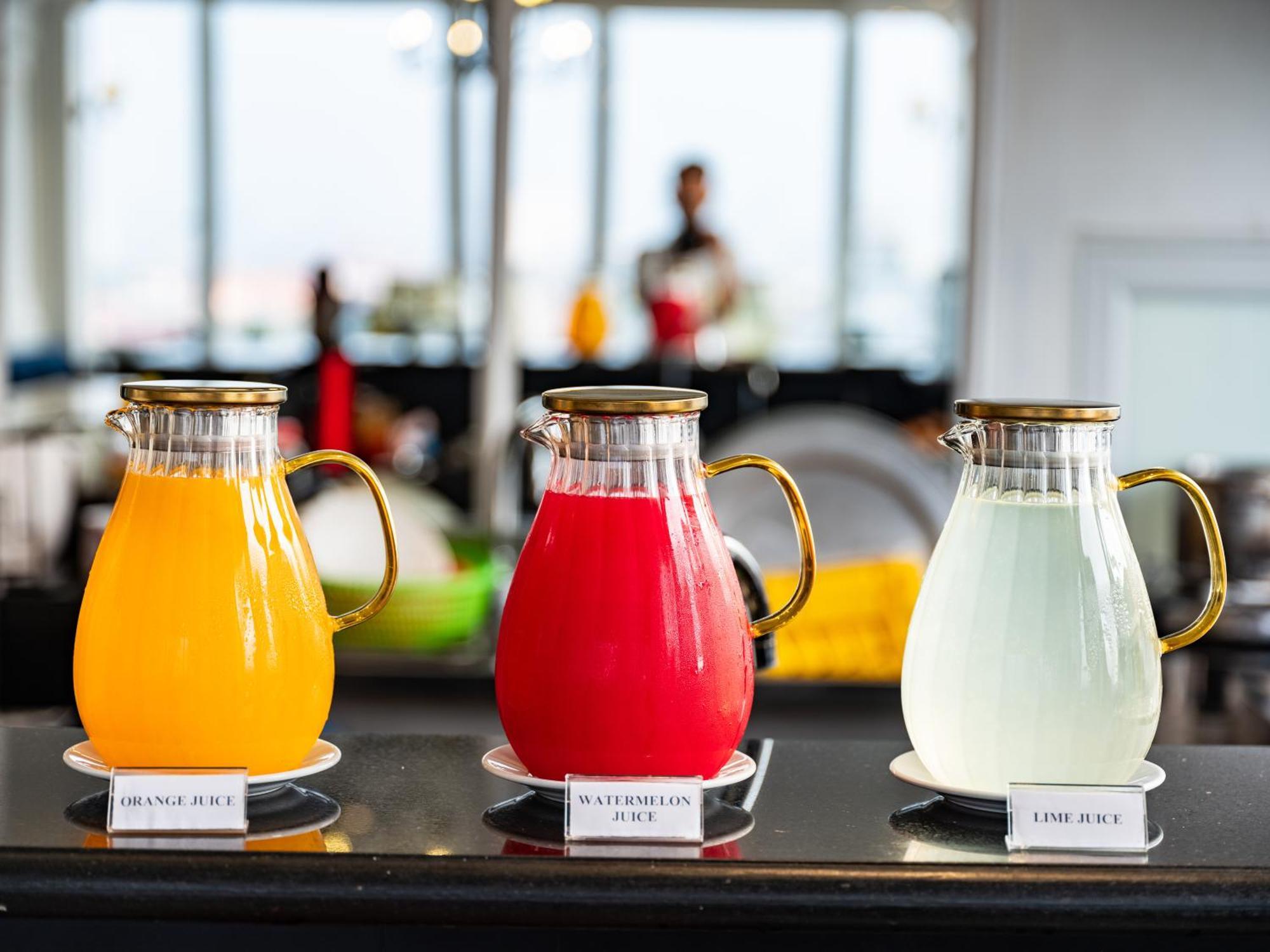 The Flower Boutique Hotel & Travel ハノイ市 エクステリア 写真