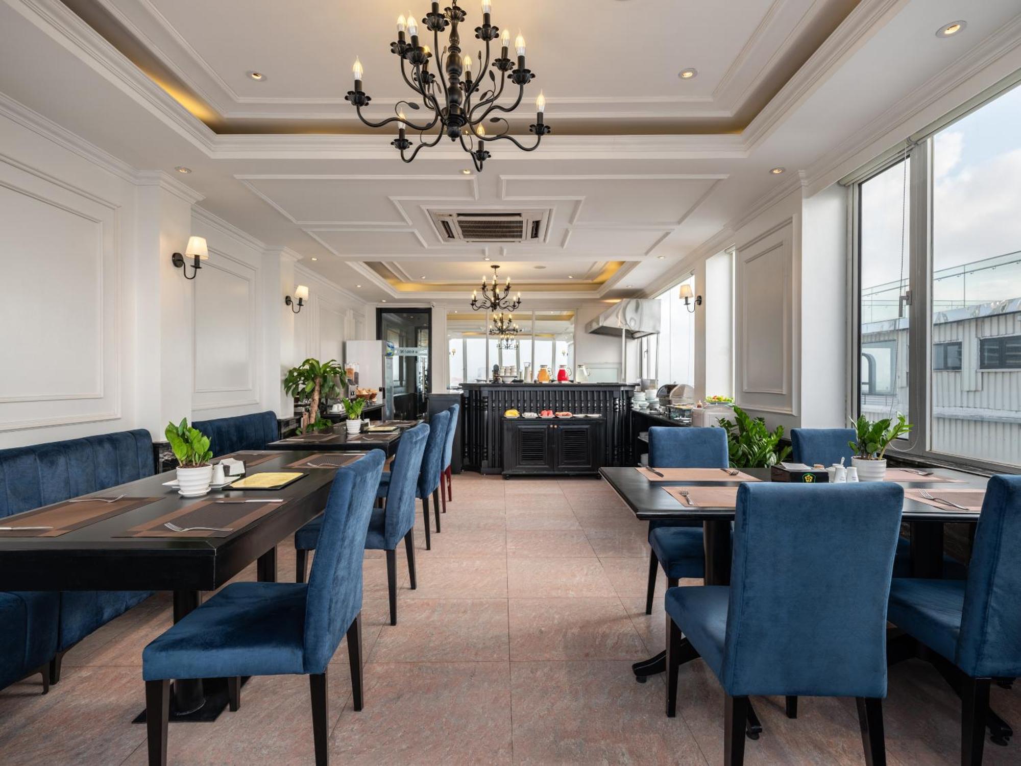 The Flower Boutique Hotel & Travel ハノイ市 エクステリア 写真