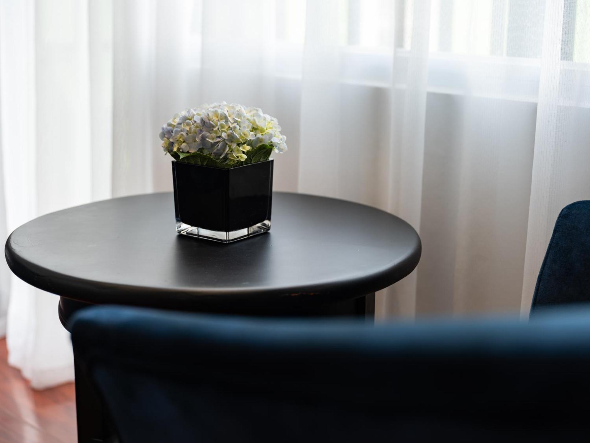 The Flower Boutique Hotel & Travel ハノイ市 エクステリア 写真