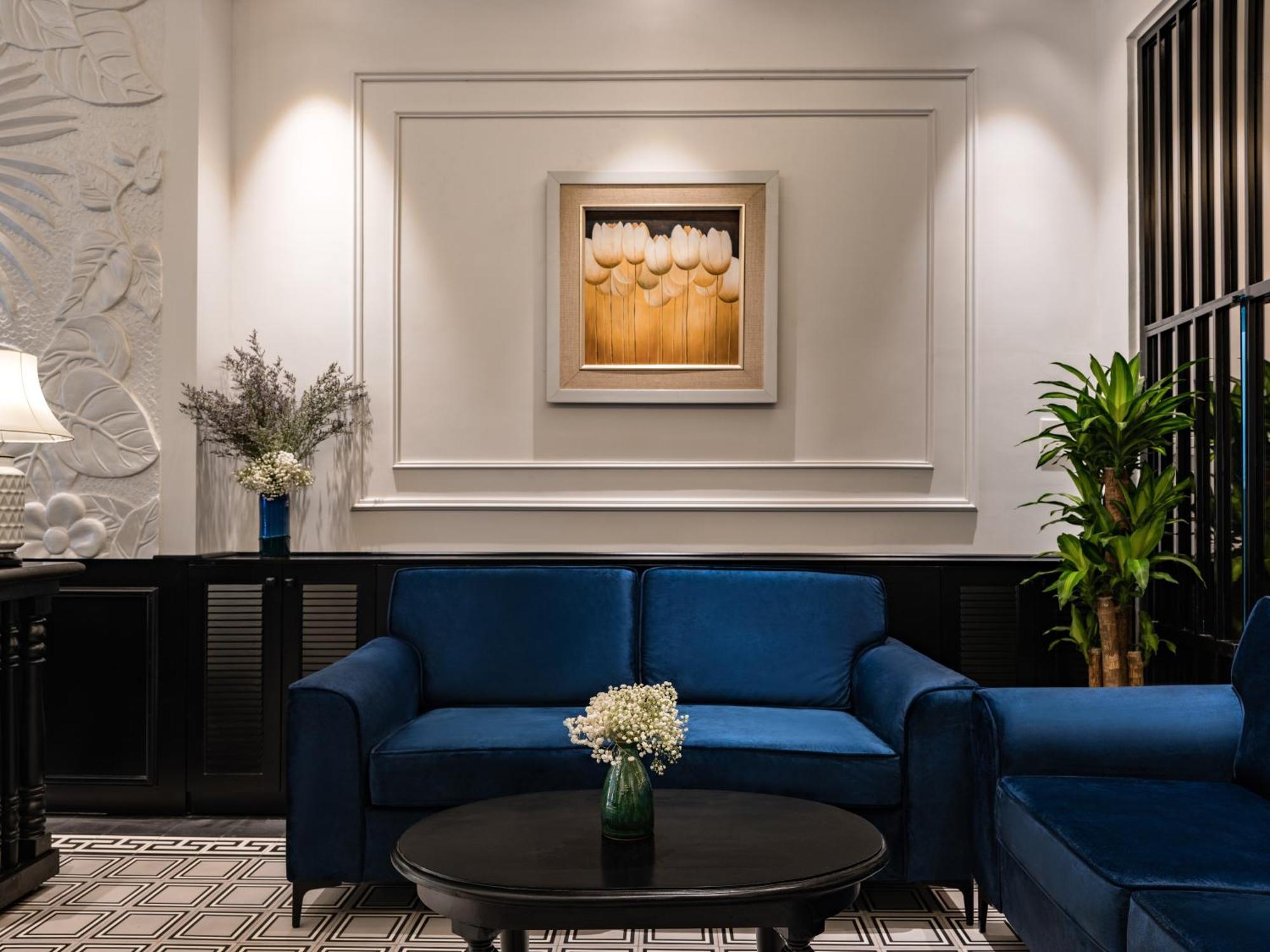 The Flower Boutique Hotel & Travel ハノイ市 エクステリア 写真